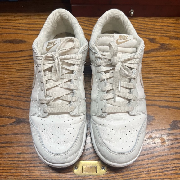 Nike Dunks Low - Picture 2 of 5